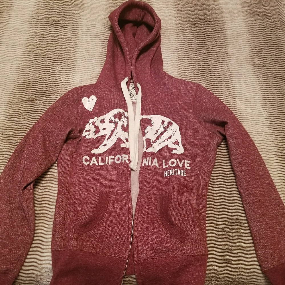 California love sweatshirt